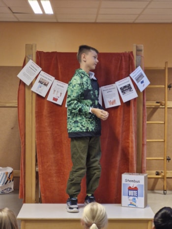 6fad5584-8514-4b2b-8d1e-58365baeaacf